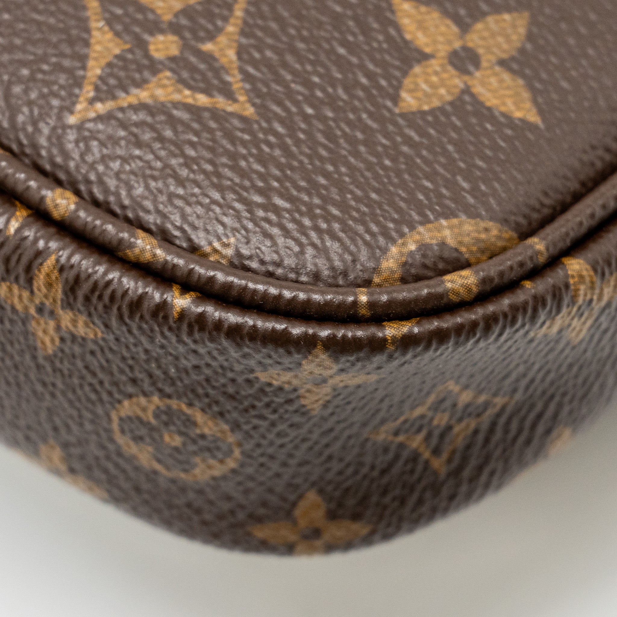 LOUIS VUITTON MULTI POCHETTE ACCESSORIES MONOGRAM CANVAS PINK STRAP GHW