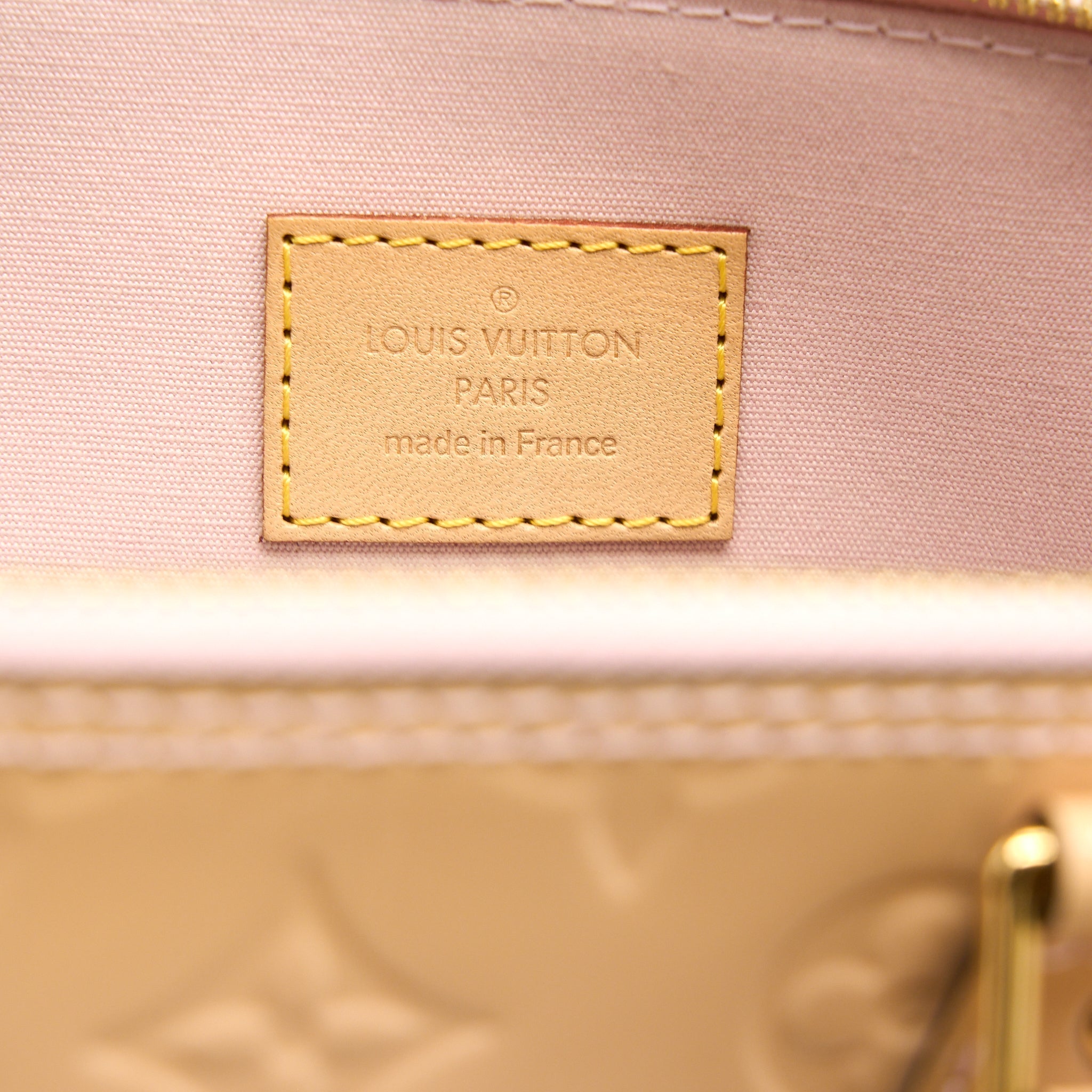 LOUIS VUITTON ALMA PM LIGHT BEIGE GHW