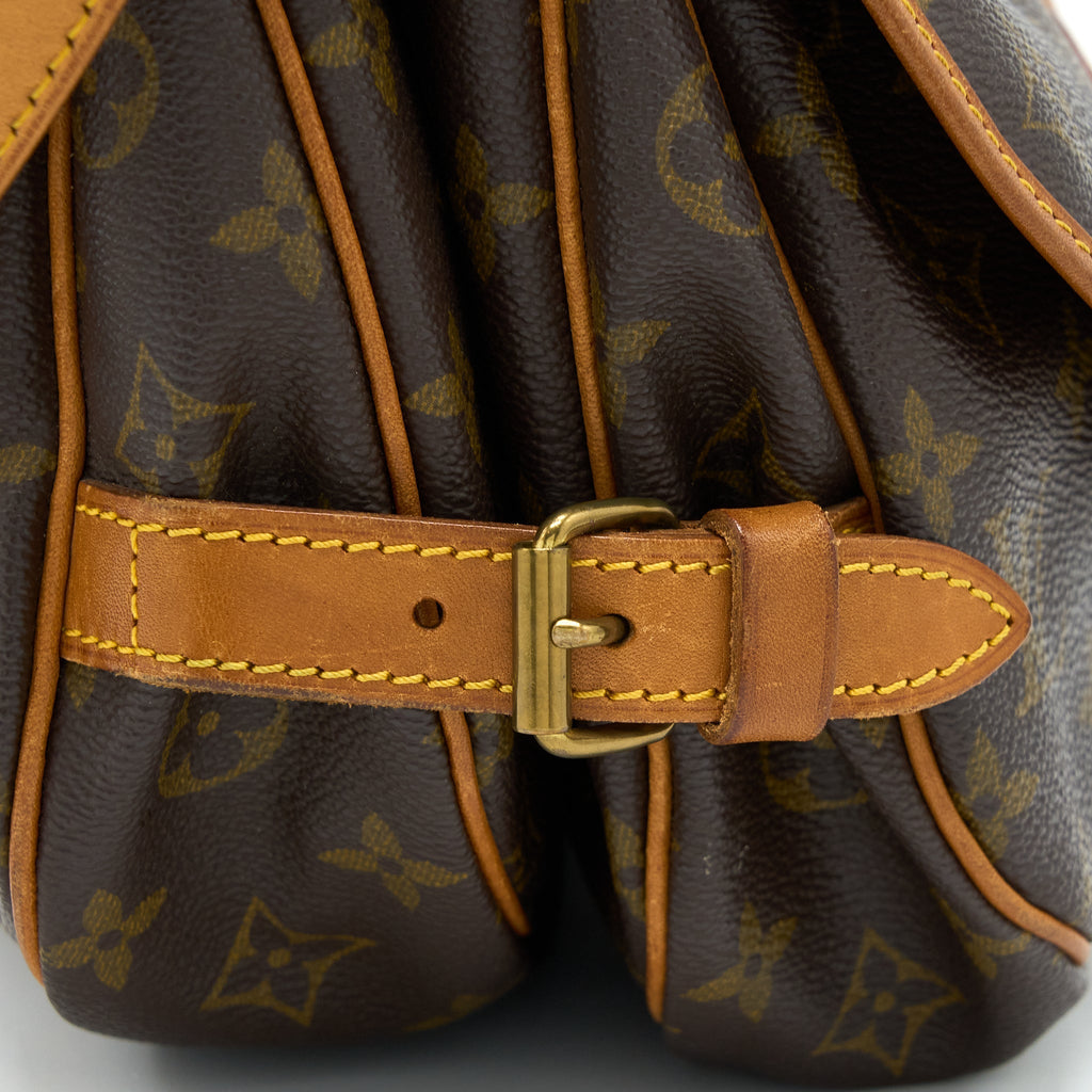 LOUIS VUITTON VINTAGE SAUMUR CLOTH CROSSBODY BAG MONOGRAM CANVAS GHW