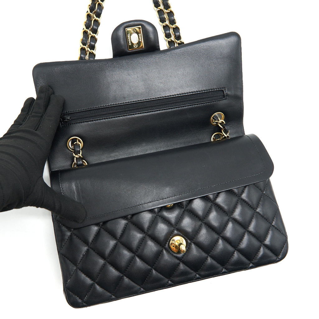 CHANEL MEDIUM CLASSIC DOUBLE FLAP LAMBSKIN BLACK GHW