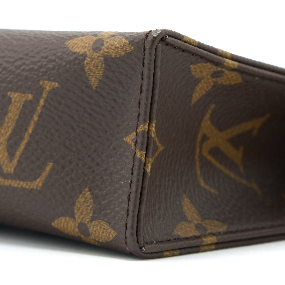 LOUIS VUITTON TOILETRY POCHETTE 15 MONOGRAM CANVAS GHW