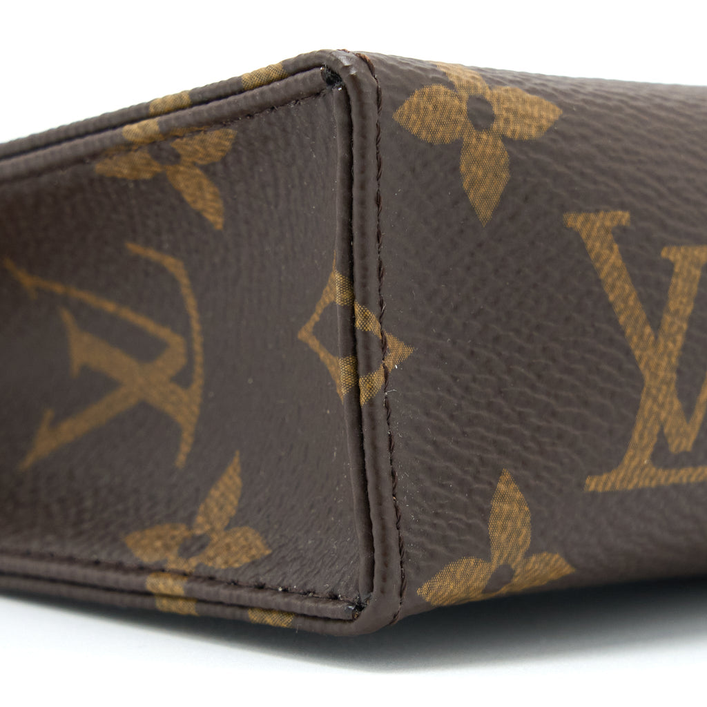 LOUIS VUITTON TOILETRY POCHETTE 15 MONOGRAM CANVAS GHW