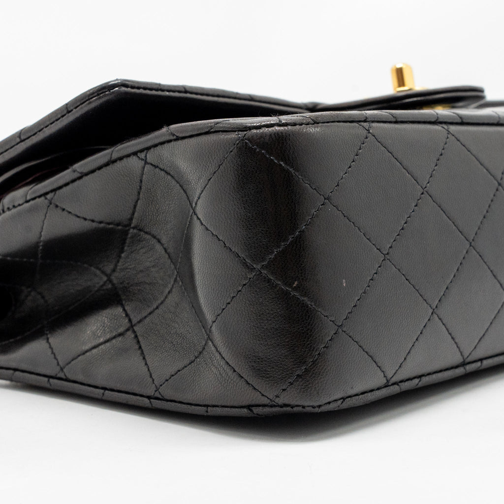 Chanel vintage medium classic double flap bag lambskin dark brown GHW
