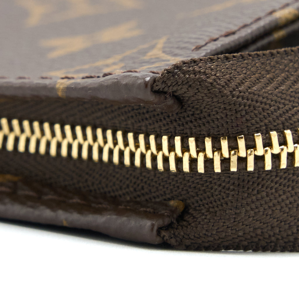 LOUIS VUITTON TOILETRY POCHETTE 19 MONOGRAM CANVAS GHW