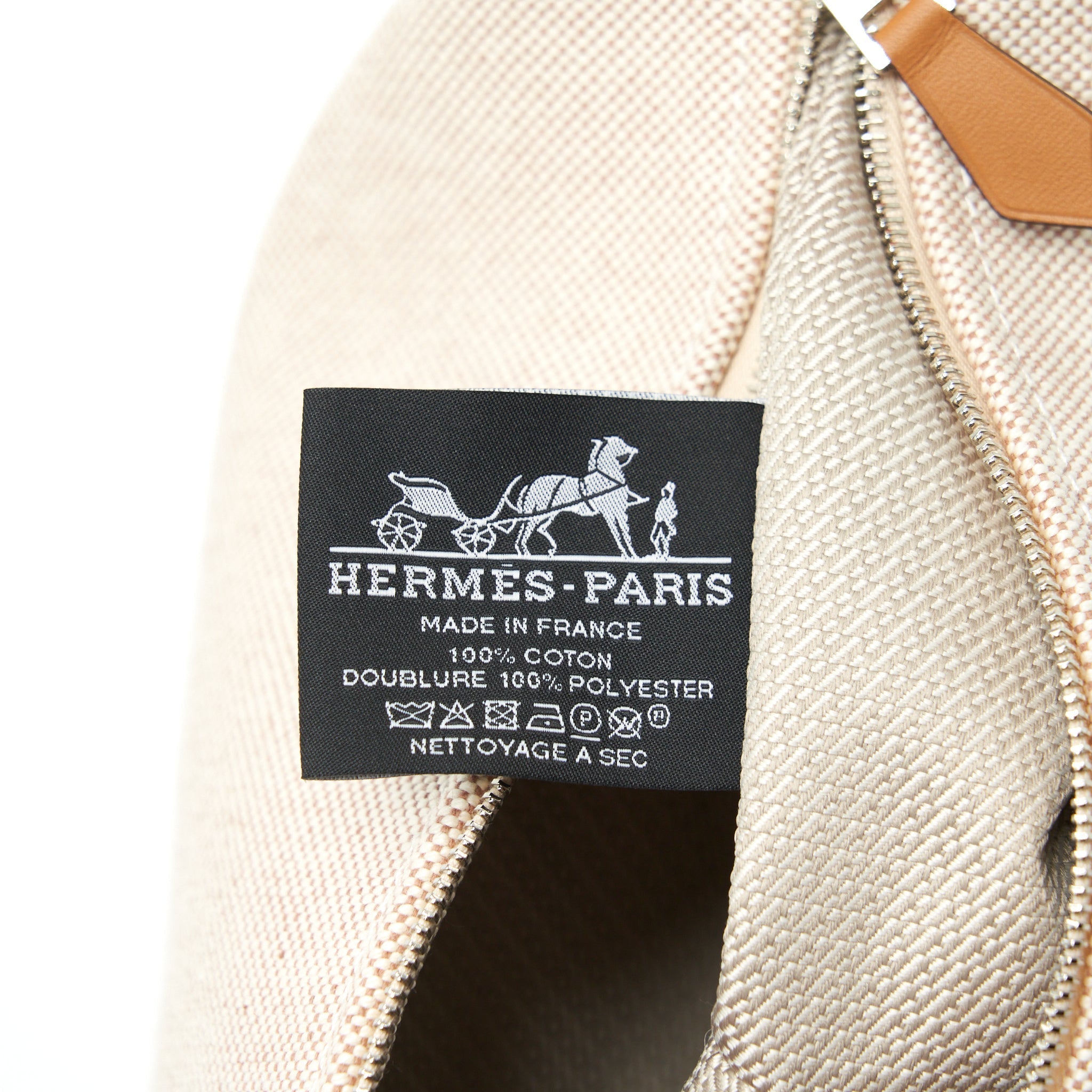 HERMES TROUSSE DE TOILETTE BRIDE A BRACPETIT MODELE BEIGE/ORANGE