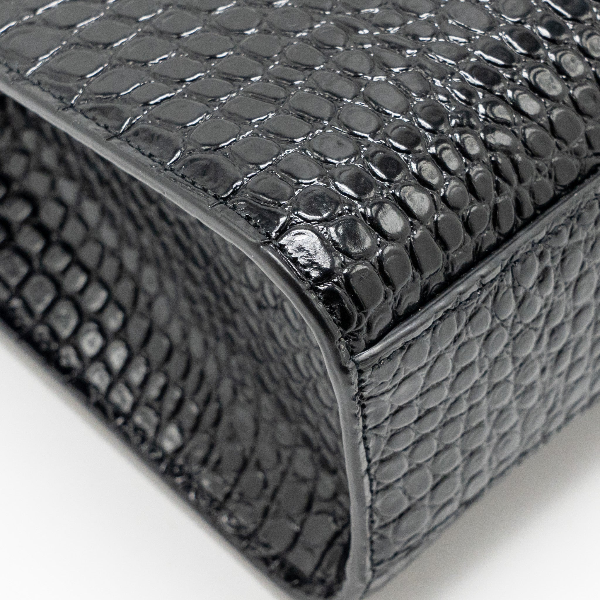 SAINT LAURENT MEDIUM MANHATTAN BAG CROC EMBOSSED CALFSKIN BLACK GHW