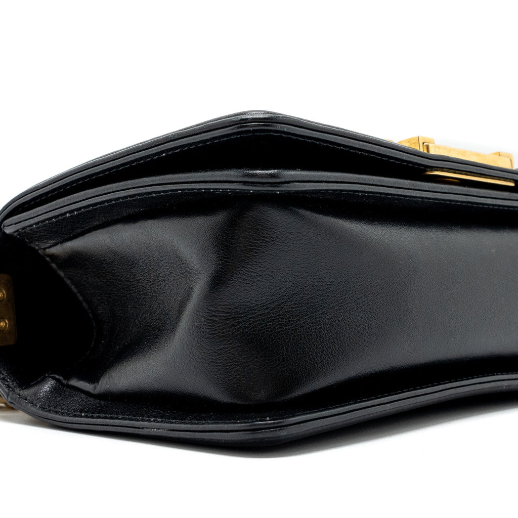CHANEL SMALL BOY BAG CALFSKIN BLACK GHW