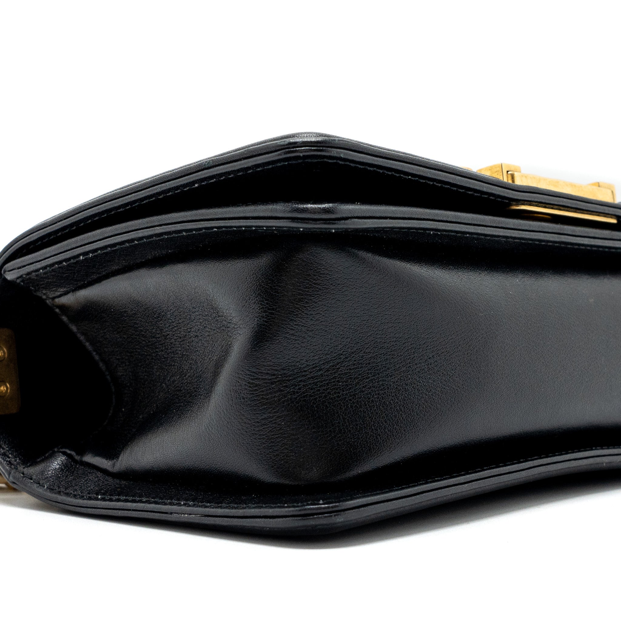 CHANEL SMALL BOY BAG CALFSKIN BLACK GHW