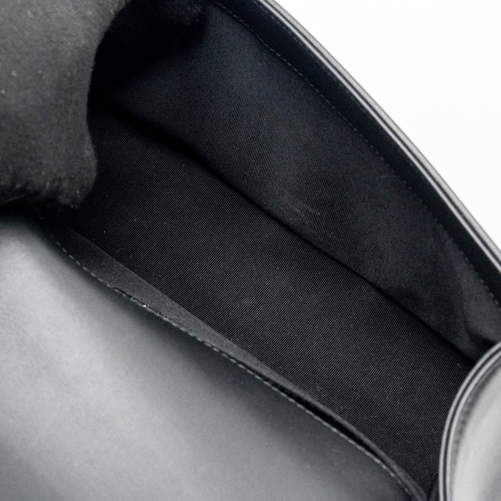 CHANEL MEDIUM BOY BAG LAMBSKIN BLACK RUTHENIUM HARDWARE