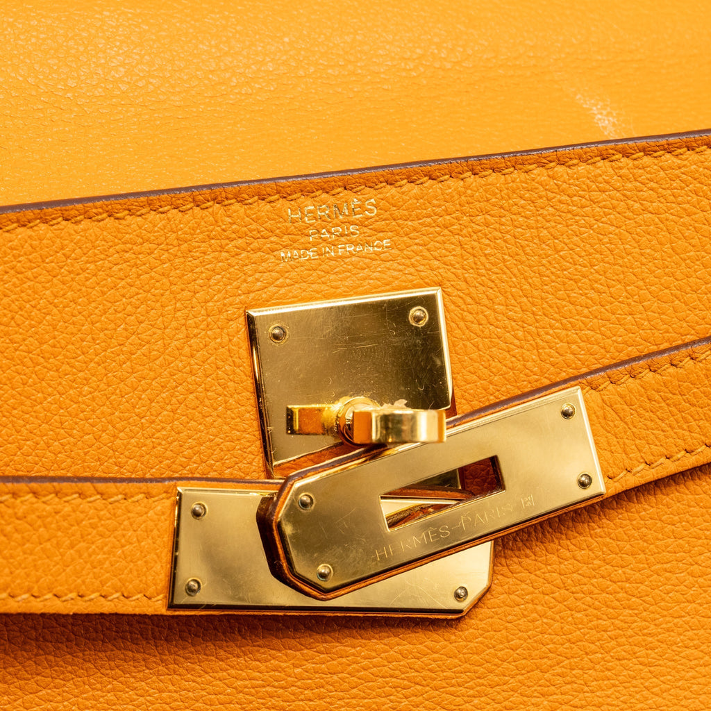 HERMES KELLY 28 EVECOLOR APRICOT GHW