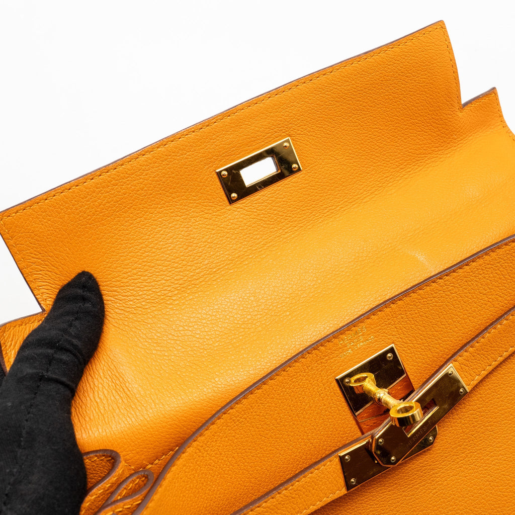 HERMES KELLY 28 EVECOLOR APRICOT GHW