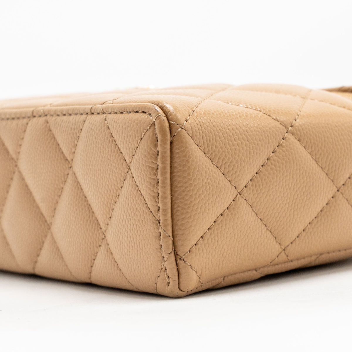 Chanel top handle vanity clutch with chain caviar beige LGHW (microchip)