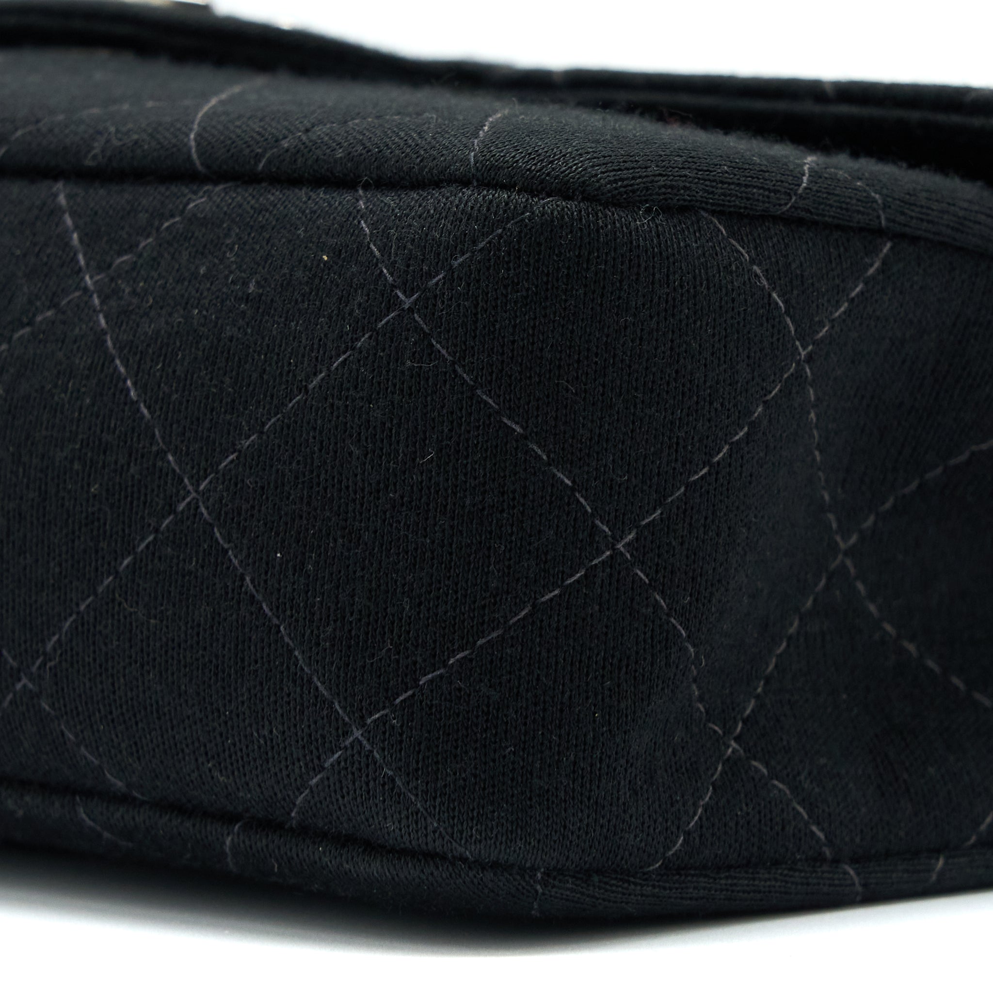 CHANEL VINTAGE MEDIUM SINGLE FLAP BAG FABRIC BLACK SHW