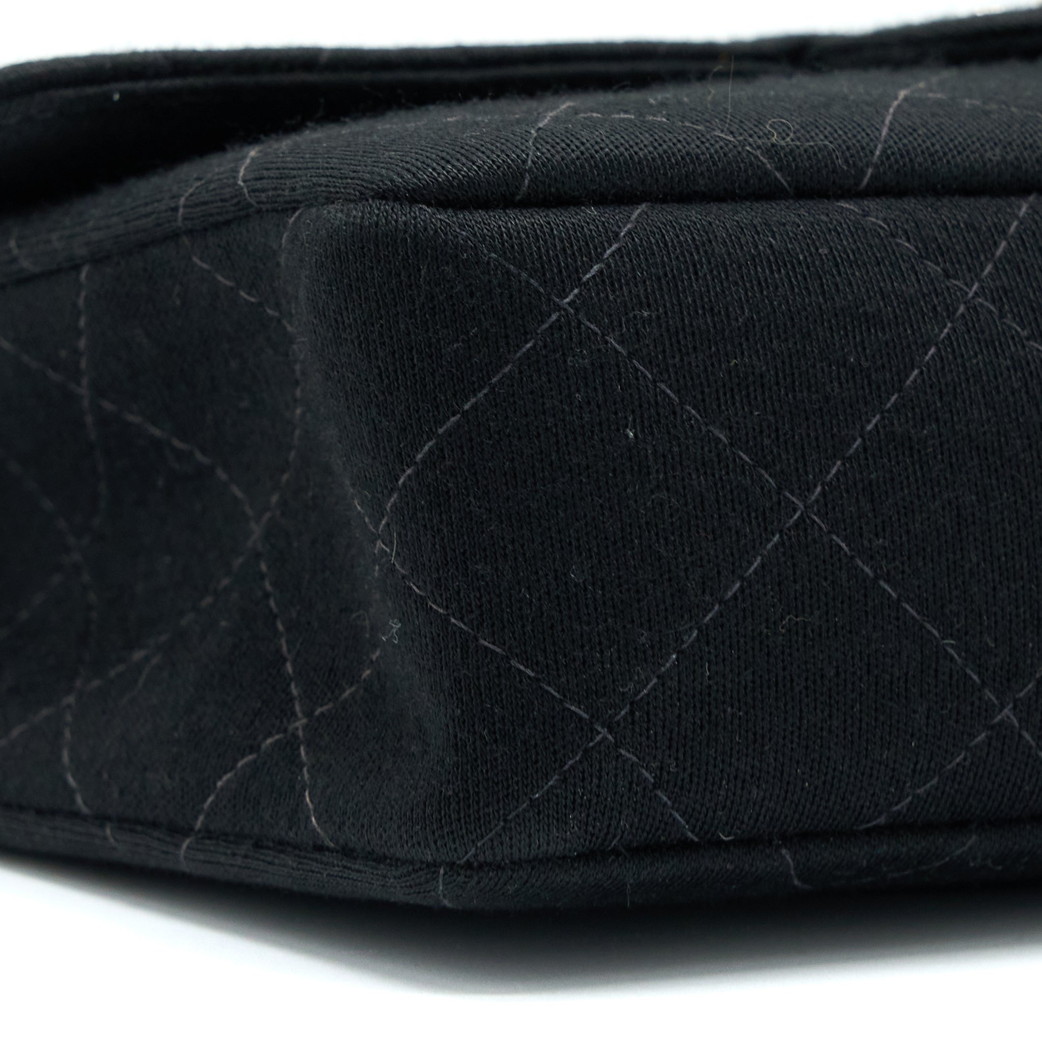 CHANEL VINTAGE MEDIUM SINGLE FLAP BAG FABRIC BLACK SHW