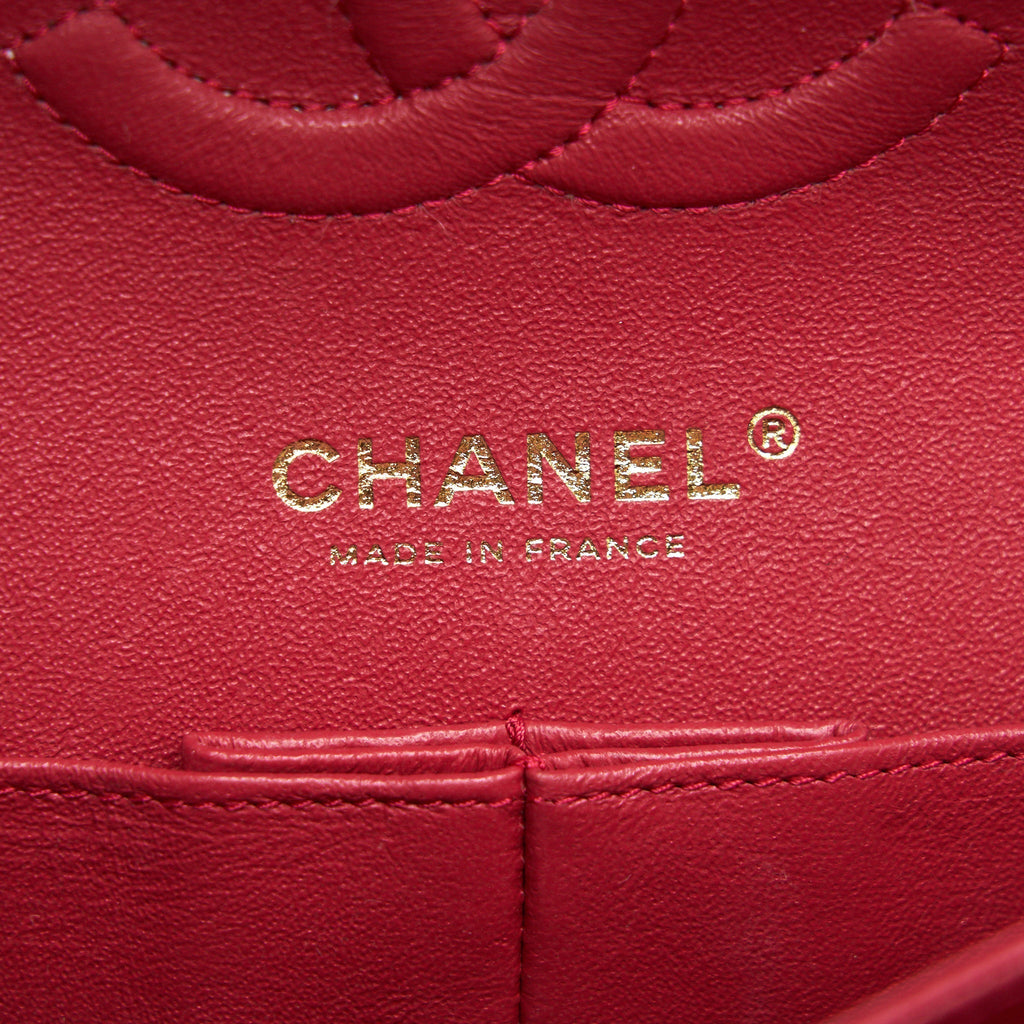 CHANEL MEDIUM CLASSIC DOUBLE FLAP CAVIAR RASPBERRY RED WITH LGHW