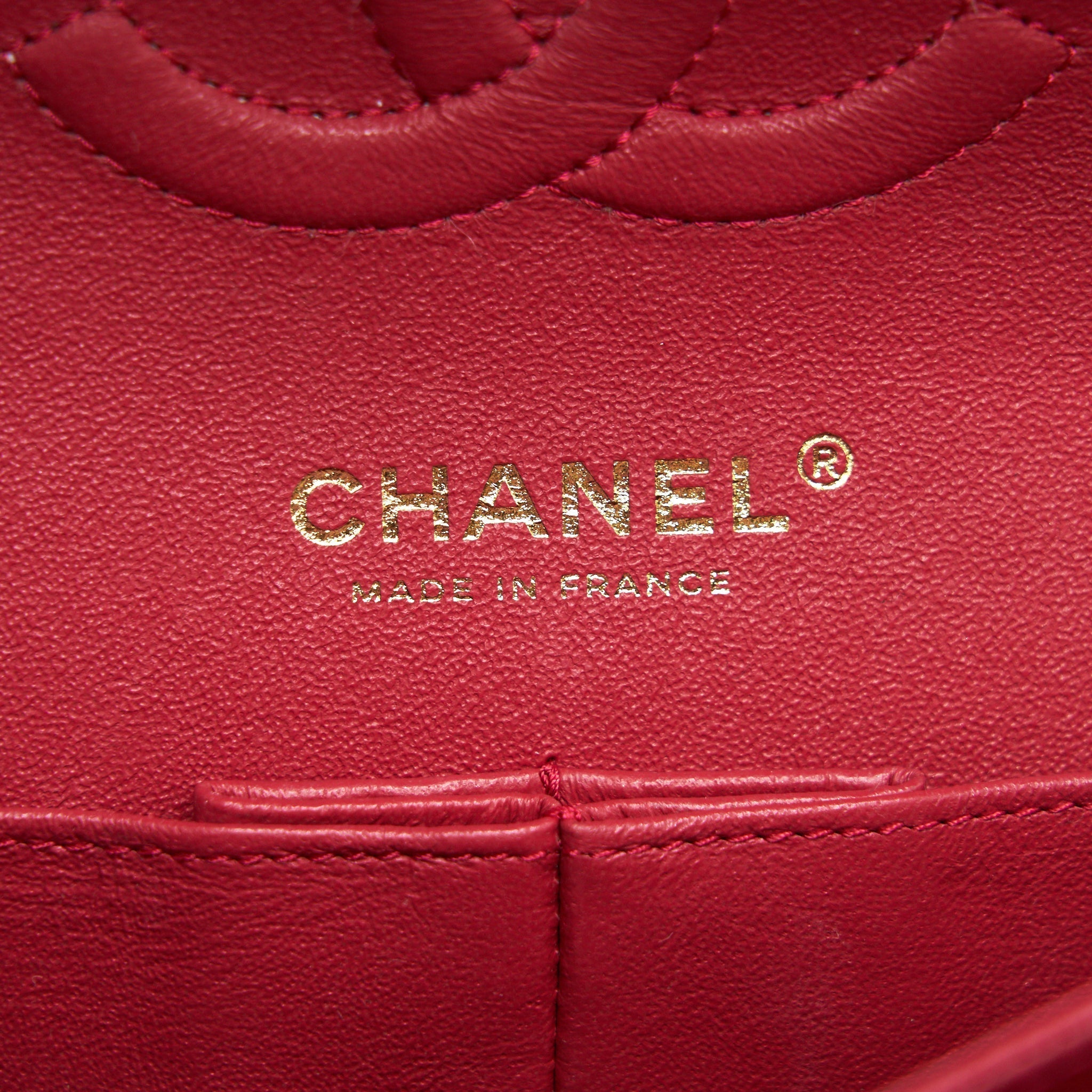 CHANEL MEDIUM CLASSIC DOUBLE FLAP CAVIAR RASPBERRY RED WITH LGHW