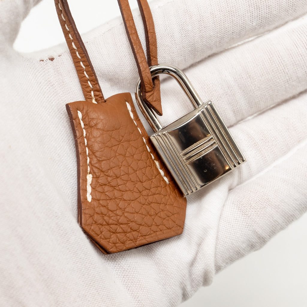 HERMES KELLY 28 CLEMENCE GOLD SHW