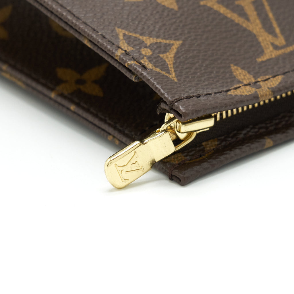 LOUIS VUITTON TOILETRY POCHETTE 26 MONOGRAM