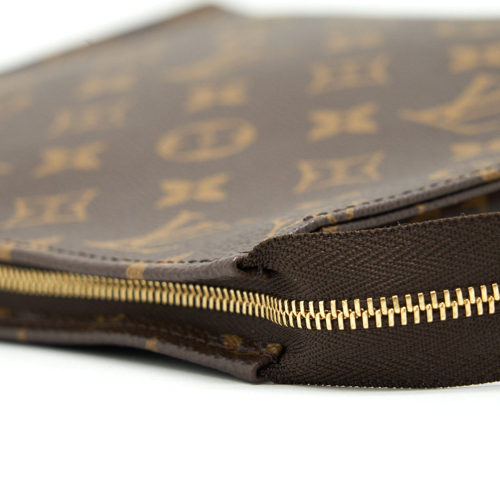 LOUIS VUITTON TOILETRY POCHETTE 26 MONOGRAM