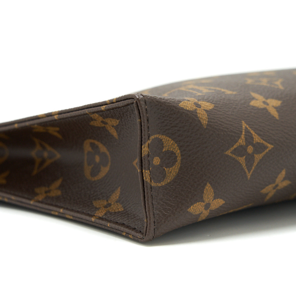 LOUIS VUITTON TOILETRY POCHETTE 26 MONOGRAM