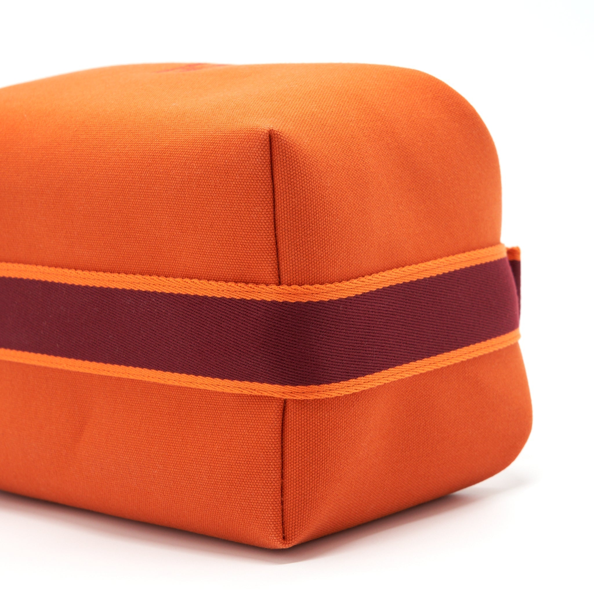 HERMES LARGE TROUSSE DE TOILETTE BRIDE A BRADC ORANGE FEU