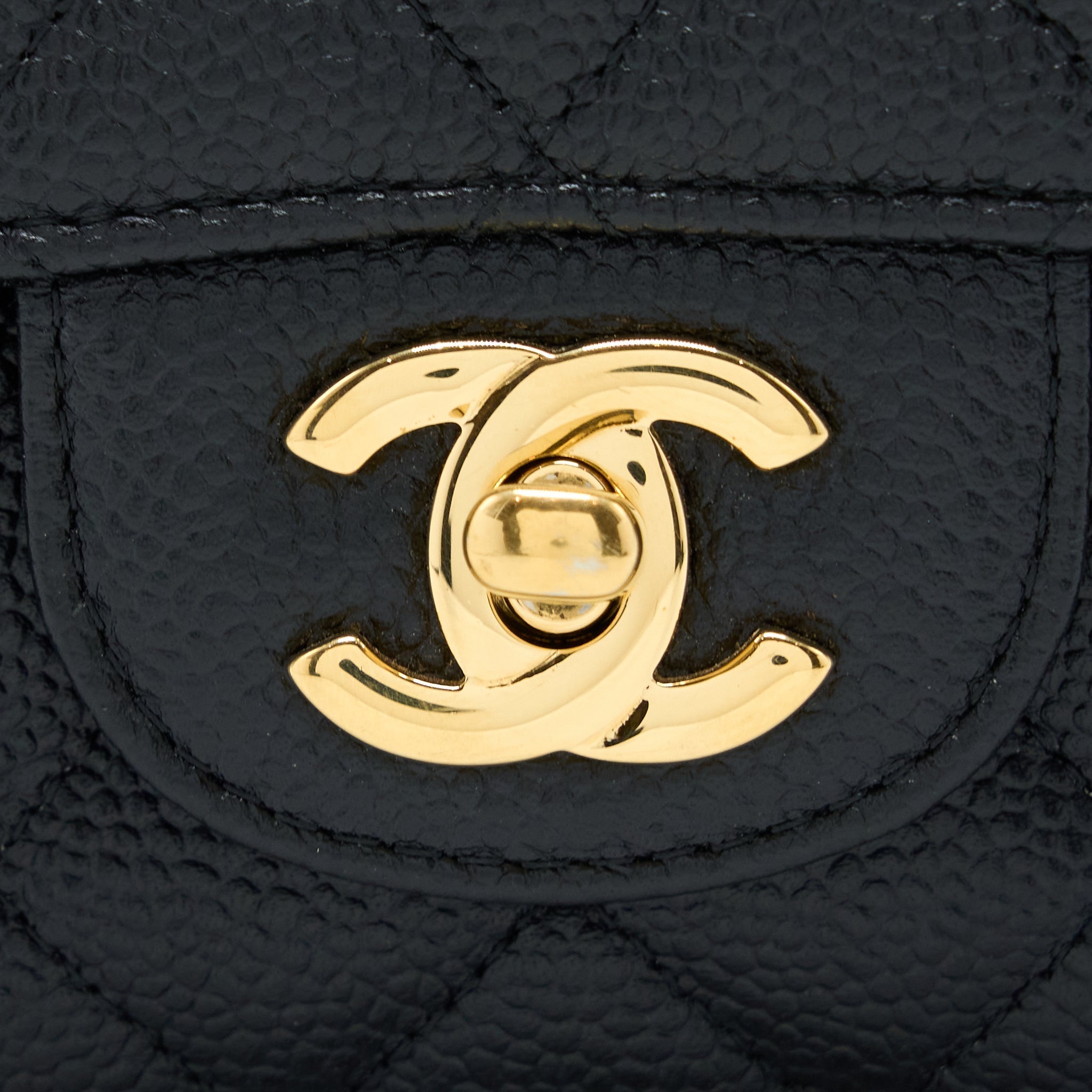 CHANEL MEDIUM CLASSIC DOUBLE FLAP BAG CAVIAR BLACK GHW
