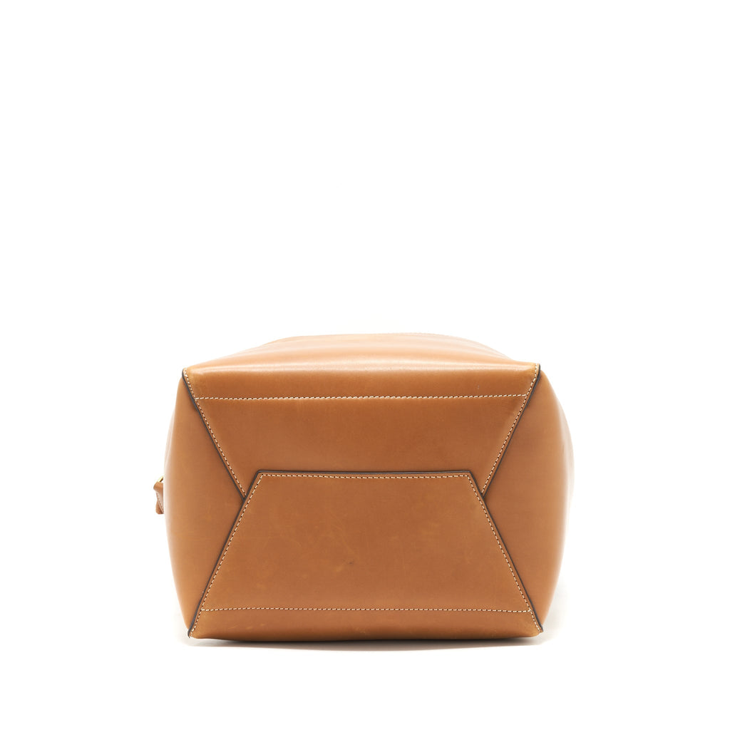 CELINE SANGLE BUCKET BAG BROWN GHW