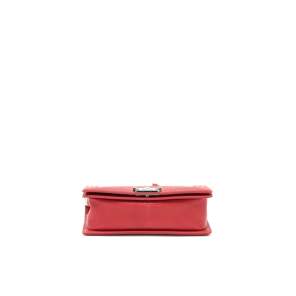 CHANEL MEDIUM BOY BAG GRAINED CALFSKIN RED SHW