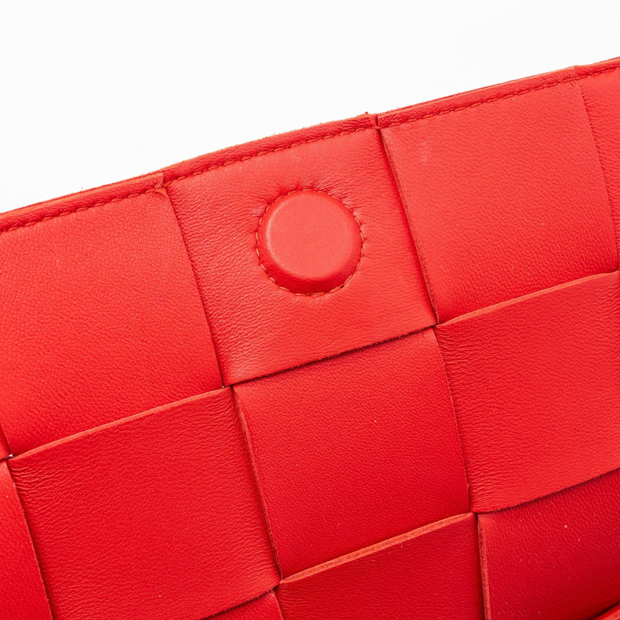 BOTTEGA VENETA CASSETTE BAG LAMBSKIN RED GHW