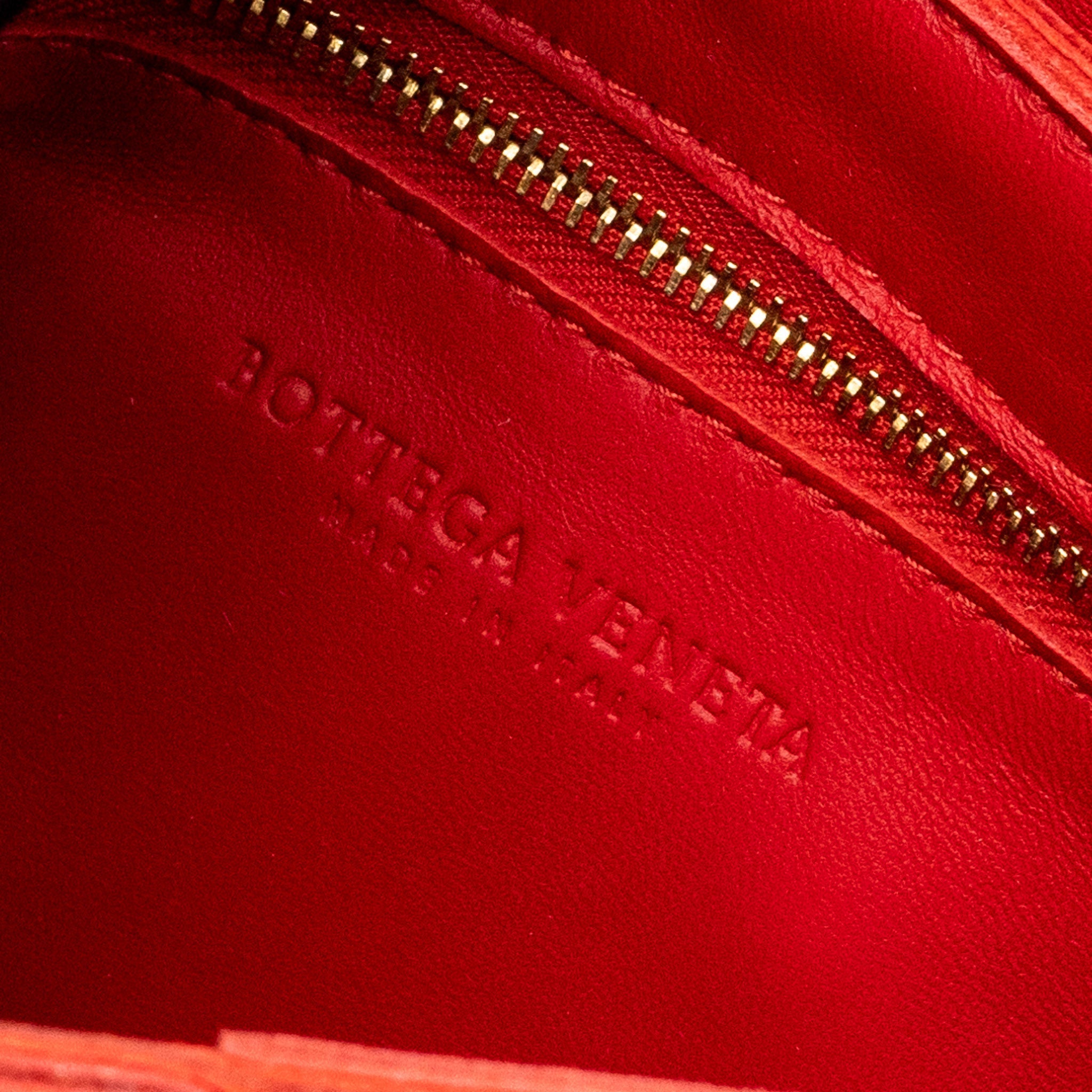 BOTTEGA VENETA CASSETTE BAG LAMBSKIN RED GHW