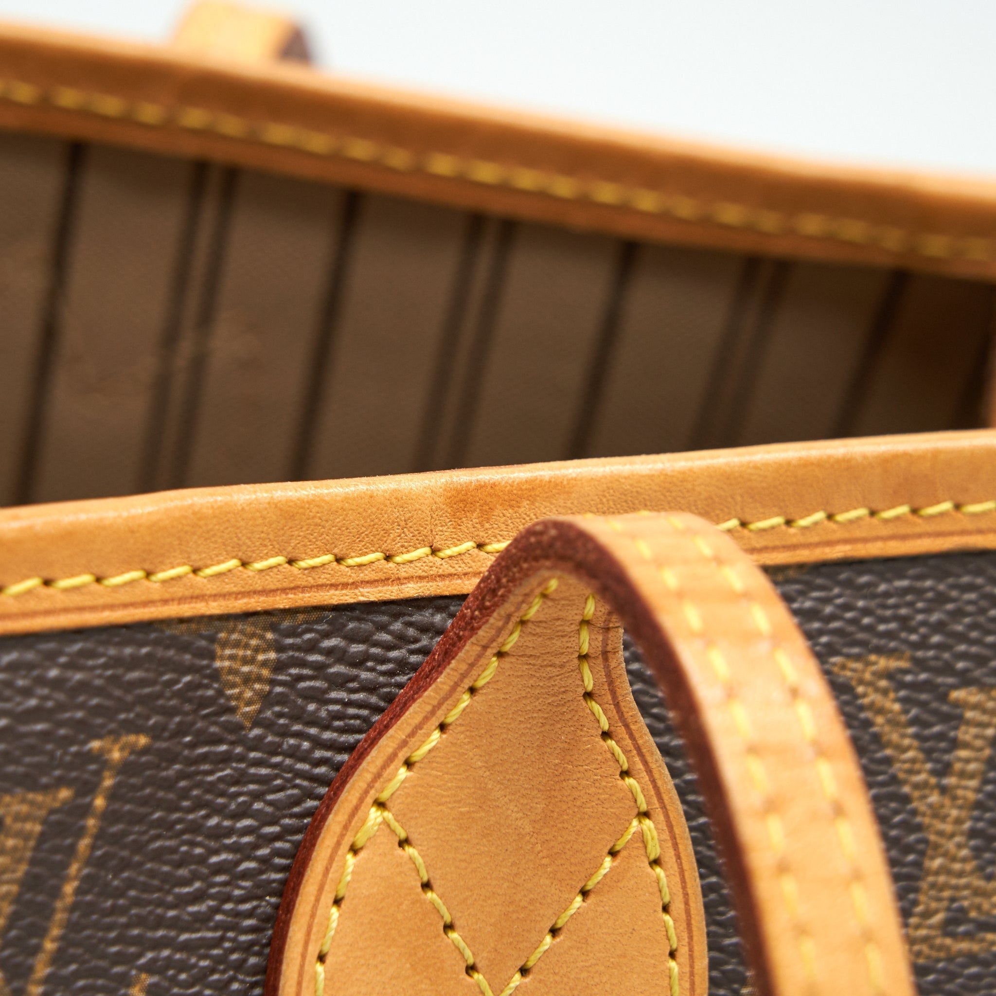 LOUIS VUITTON NEVERFULL MM  MONOGRAM