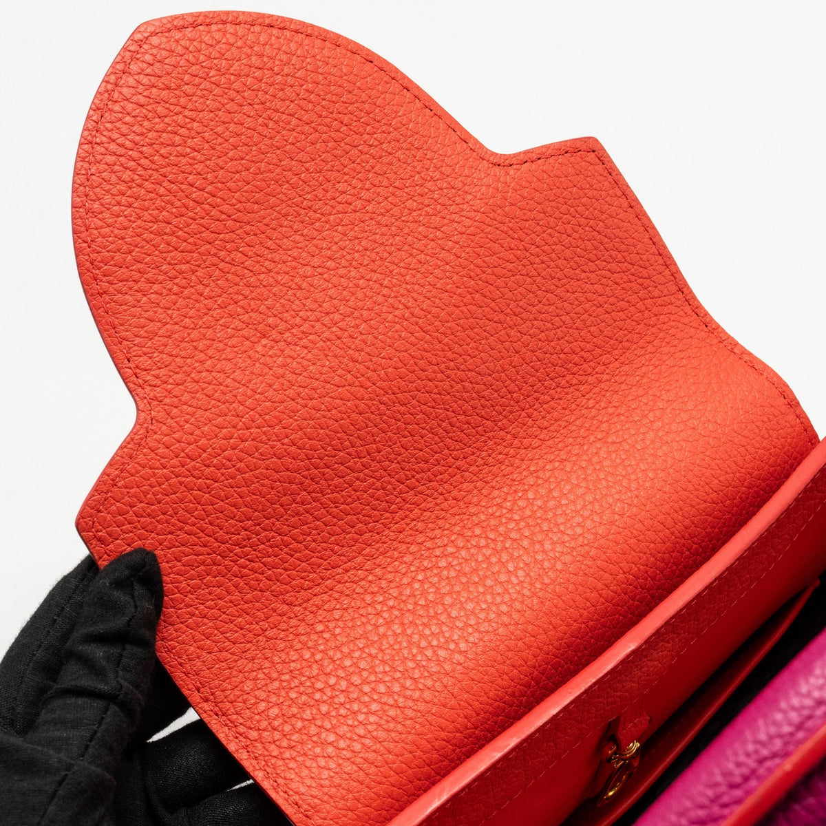 LOUIS VUITTON CAPUCINES GM TAURILLON PINK GHW