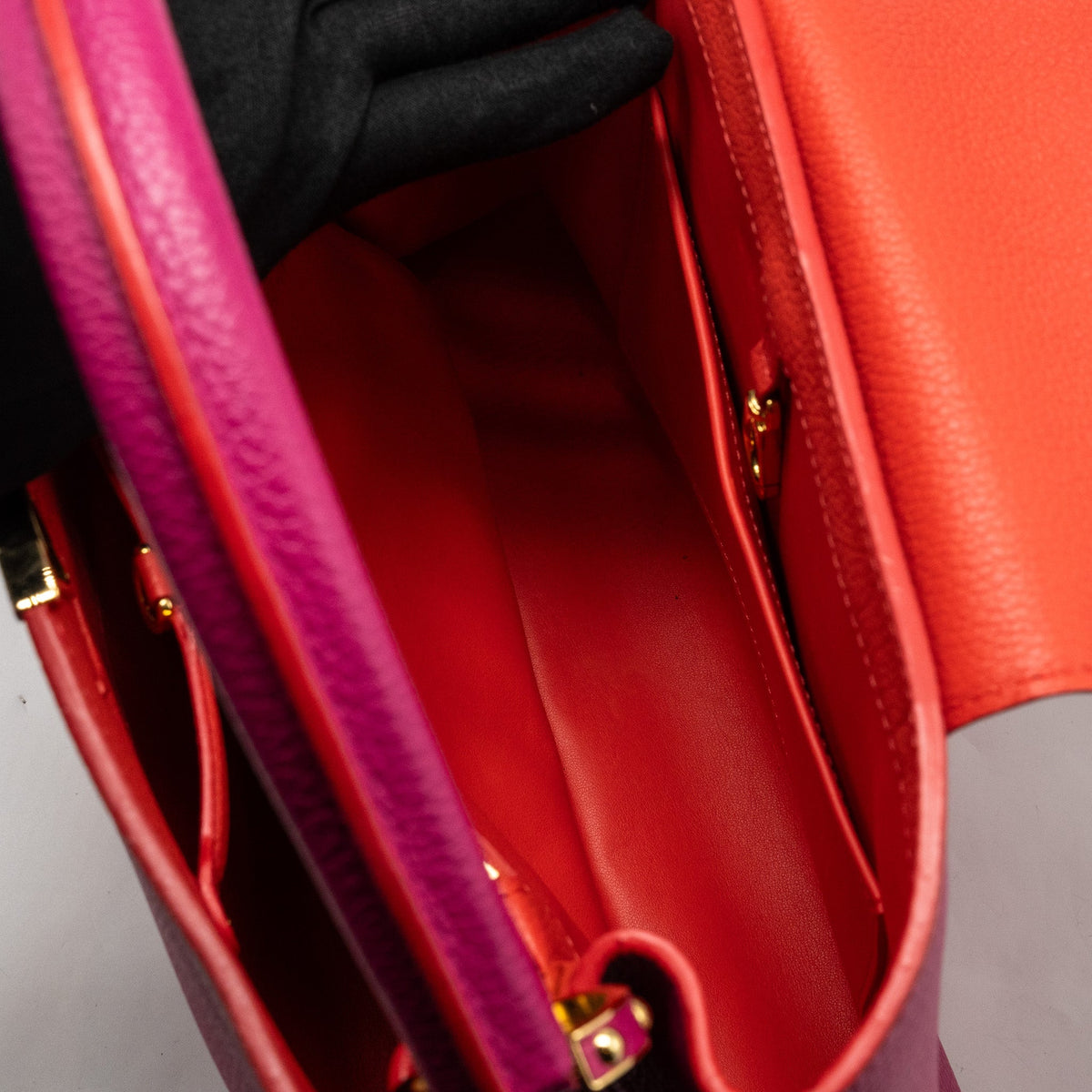 LOUIS VUITTON CAPUCINES GM TAURILLON PINK GHW