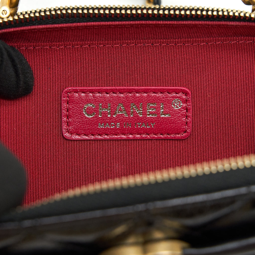 CHANEL VANITY CASE HANDLE CROSSBODY BAG CALFSKIN BLACK GHW