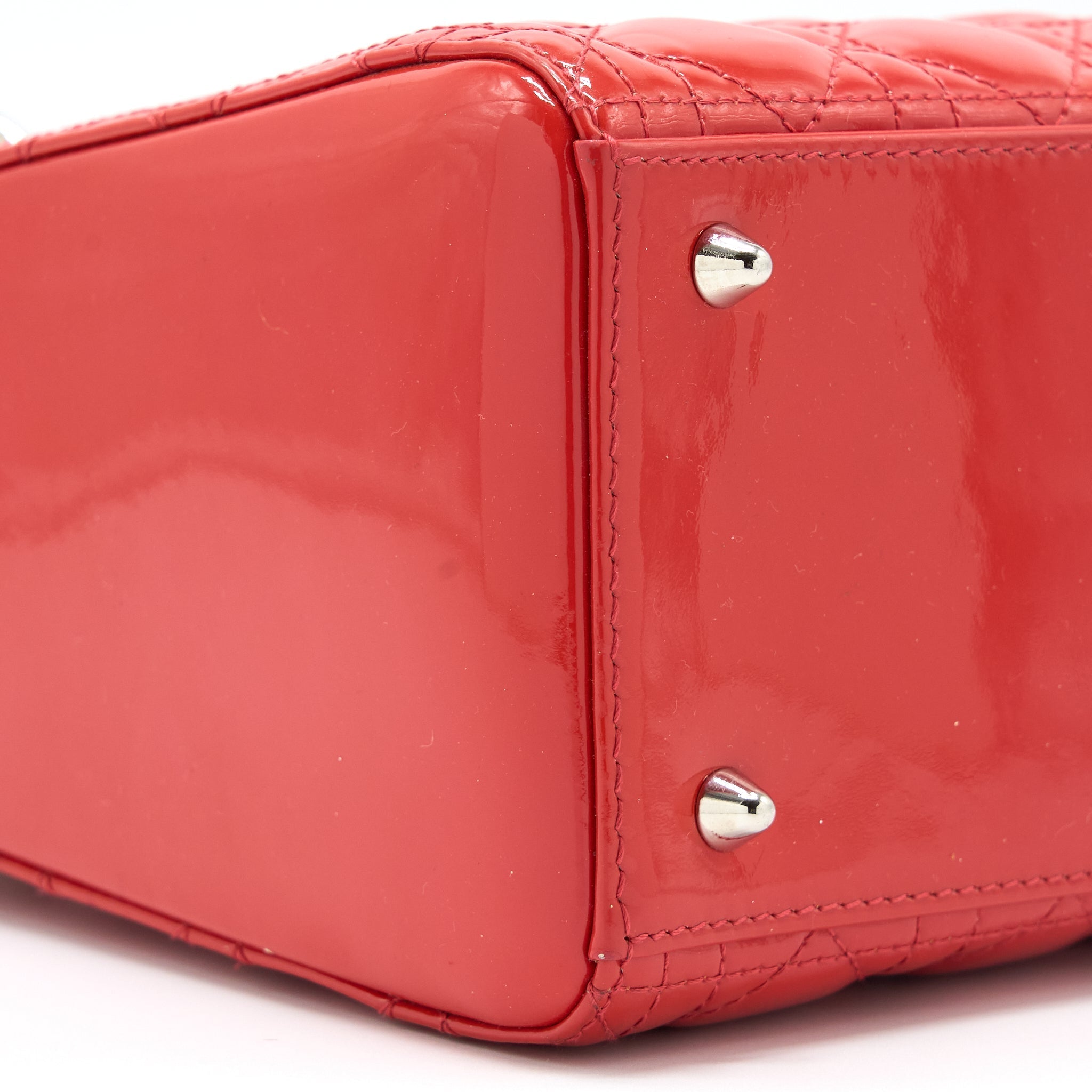 DIOR MEDIUM LADY DIOR PATENT CORAL SHW