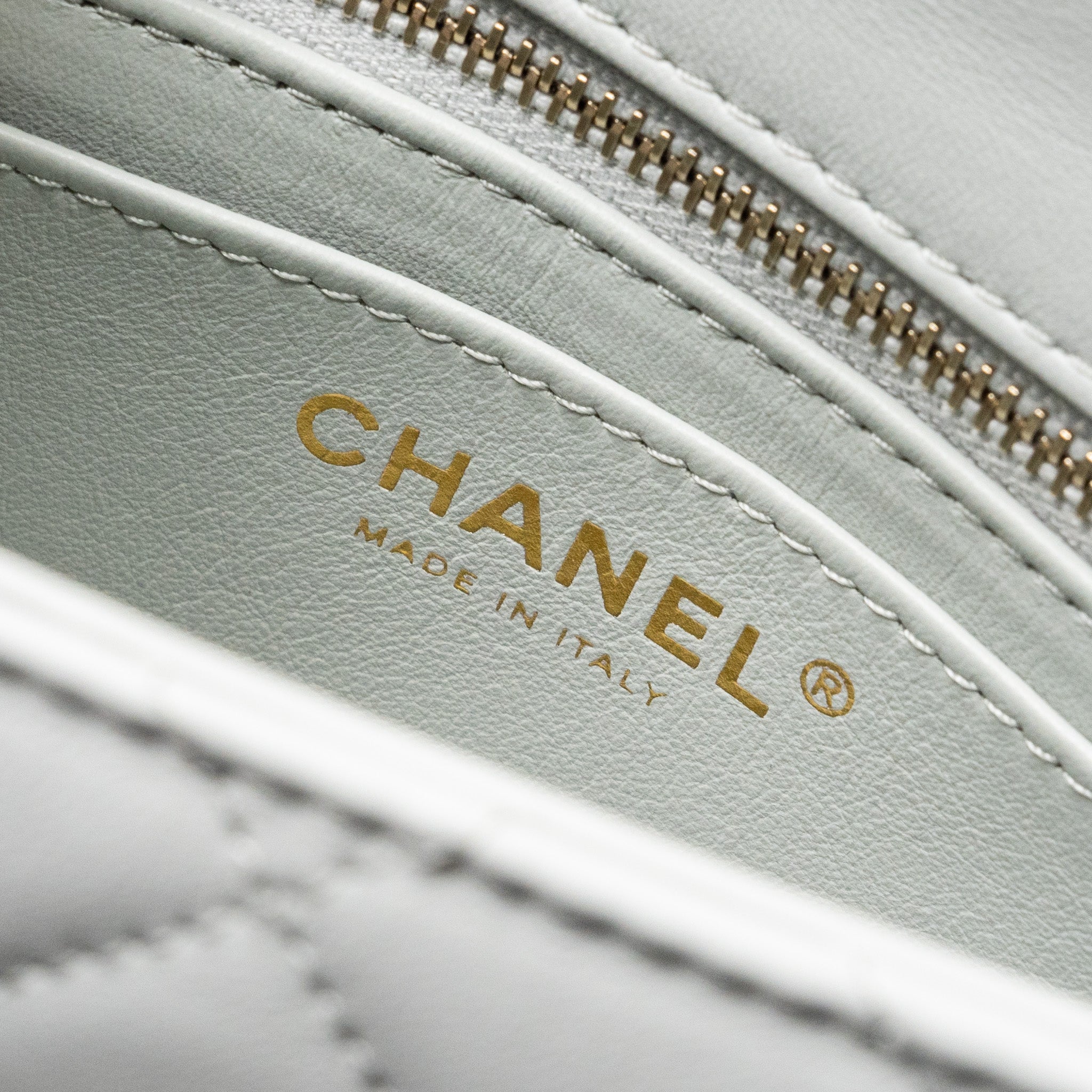 CHANEL 23C PEARL CRUSH MINI SQUARE FLAP BAG LAMBSKIN LIGHT GREY GHW (MICROCHIP)