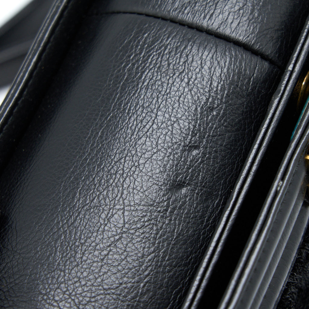 CHANEL MEDIUM BOY BAG GOATHAIR/CALFSKIN BLACK GHW