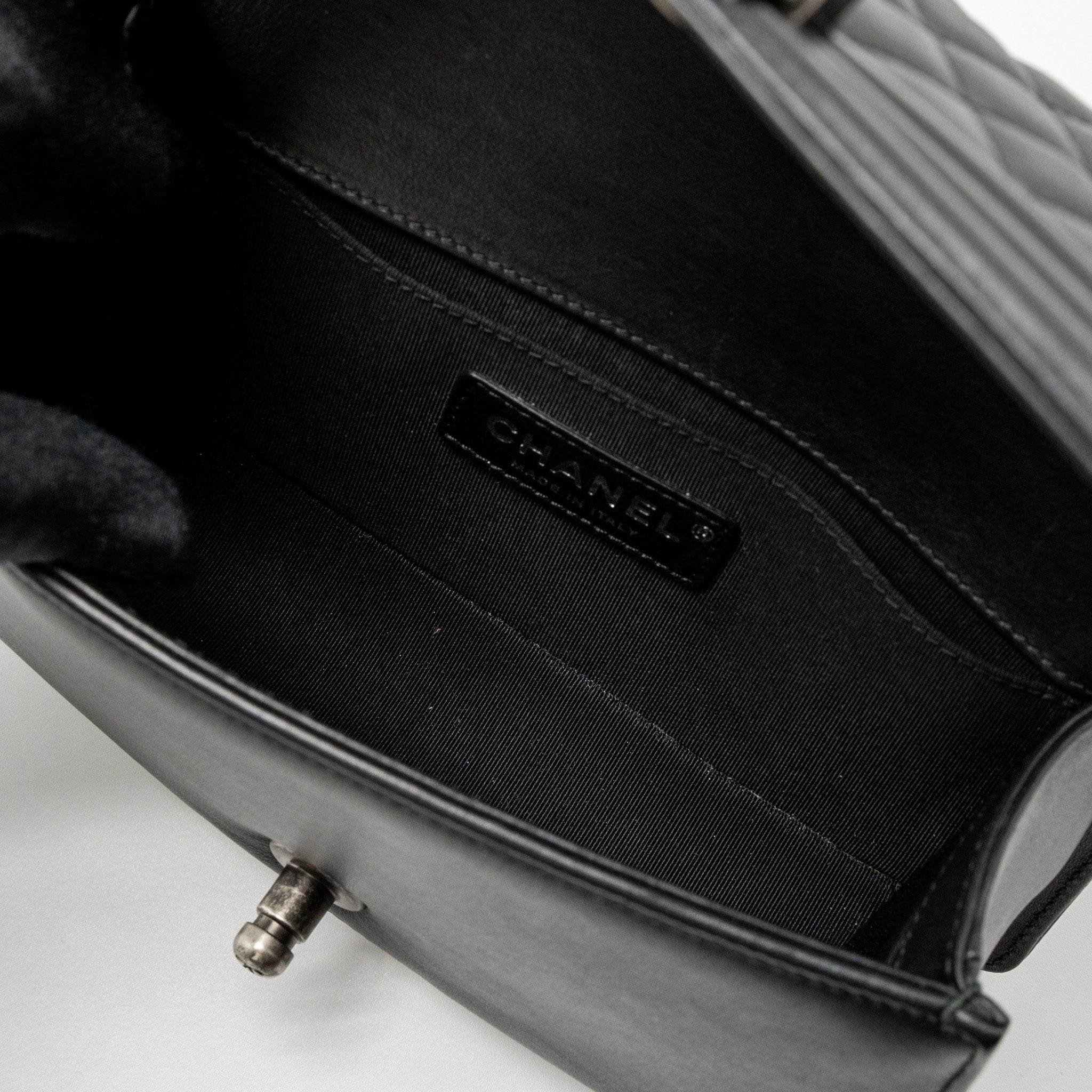 CHANEL SMALL BOY BAG CALFSKIN BLACK RUTHENIUM SILVER HARDWARE