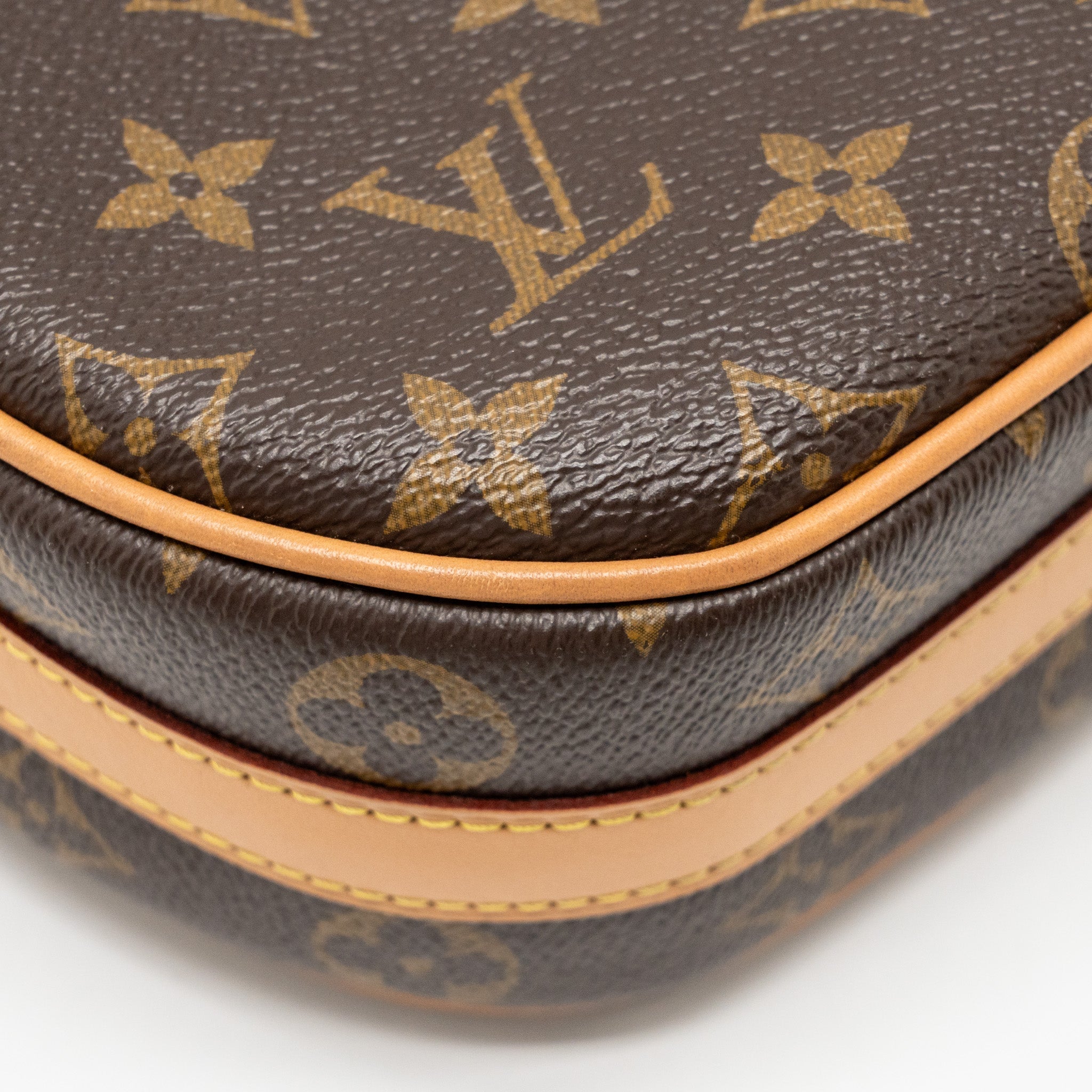 LOUIS VUITTON BOITE CHAPEAU SOUPLE PM MONOGRAN CANVAS GHW