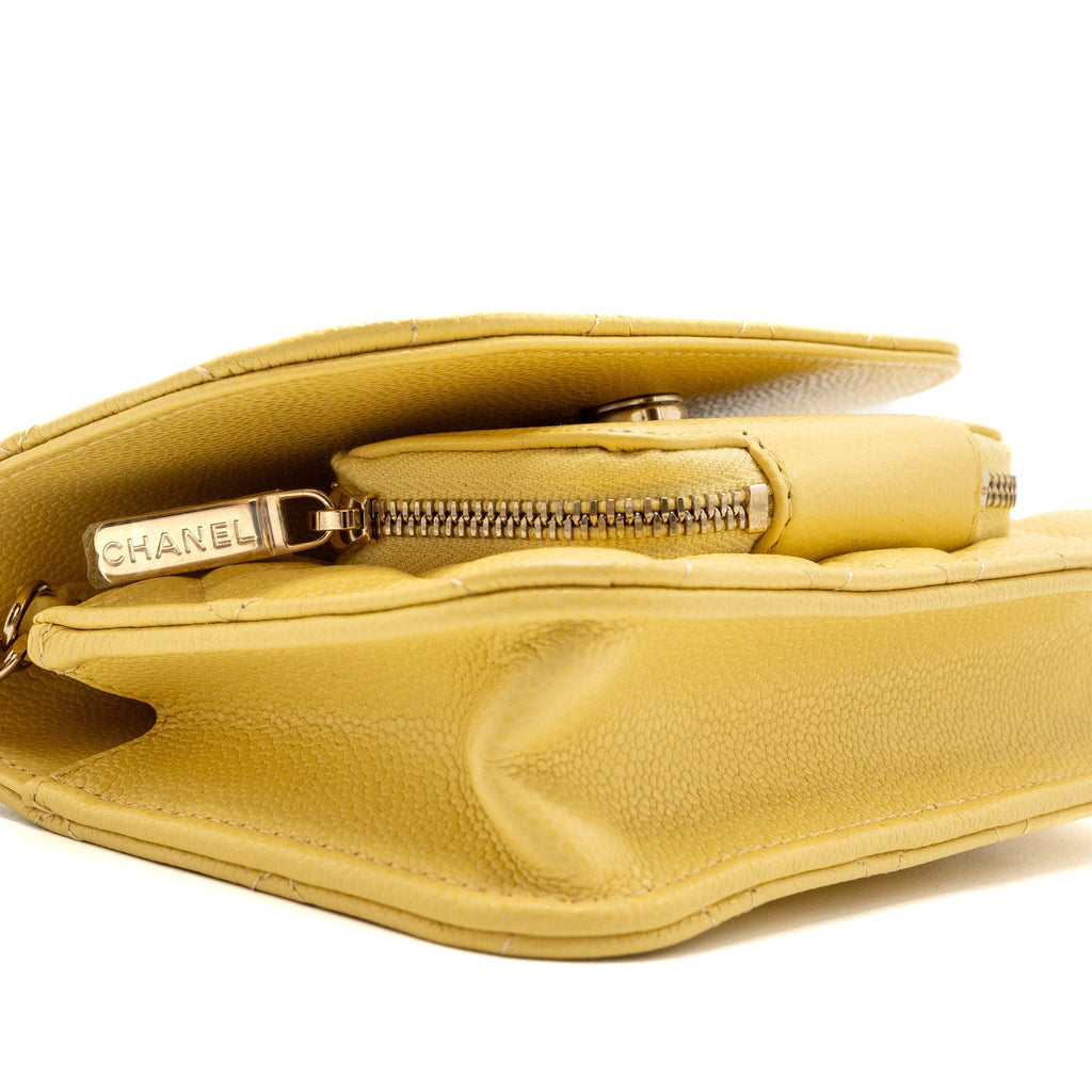 CHANEL MINI BUSINESS AFFINITY WALLET ON CHAIN CAVIAR YELLOW LGHW (MICROCHIP)