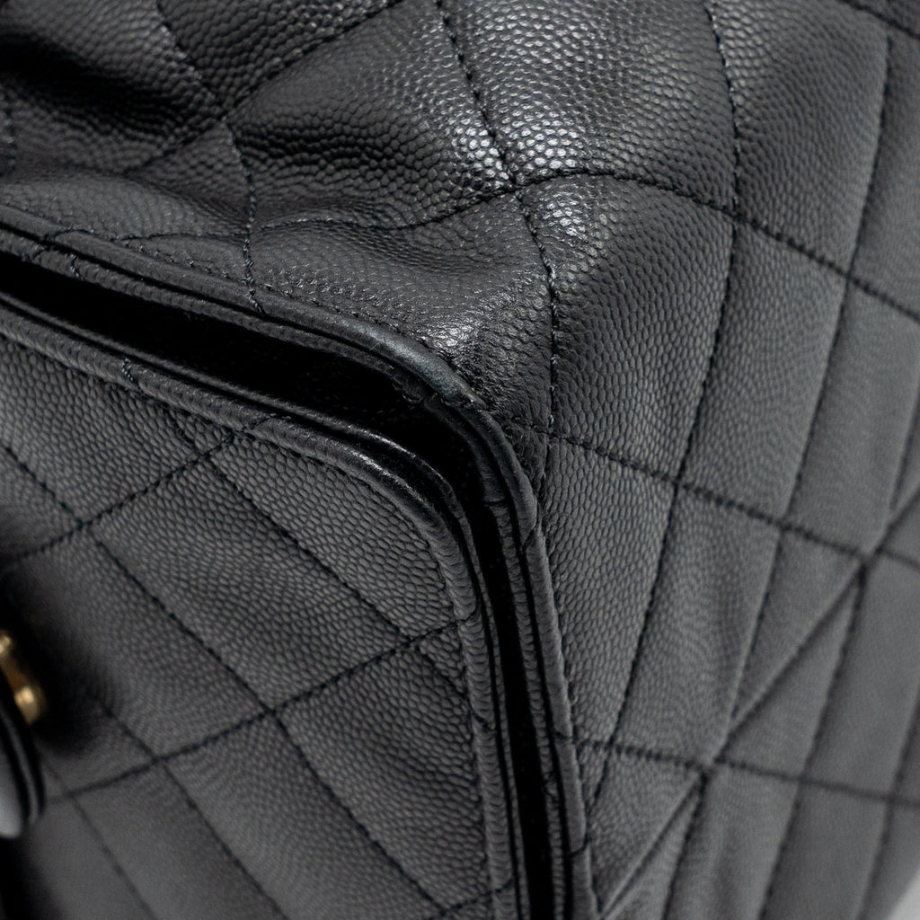 Chanel Medium 25 Bag Caviar Black GHW (Microchip)