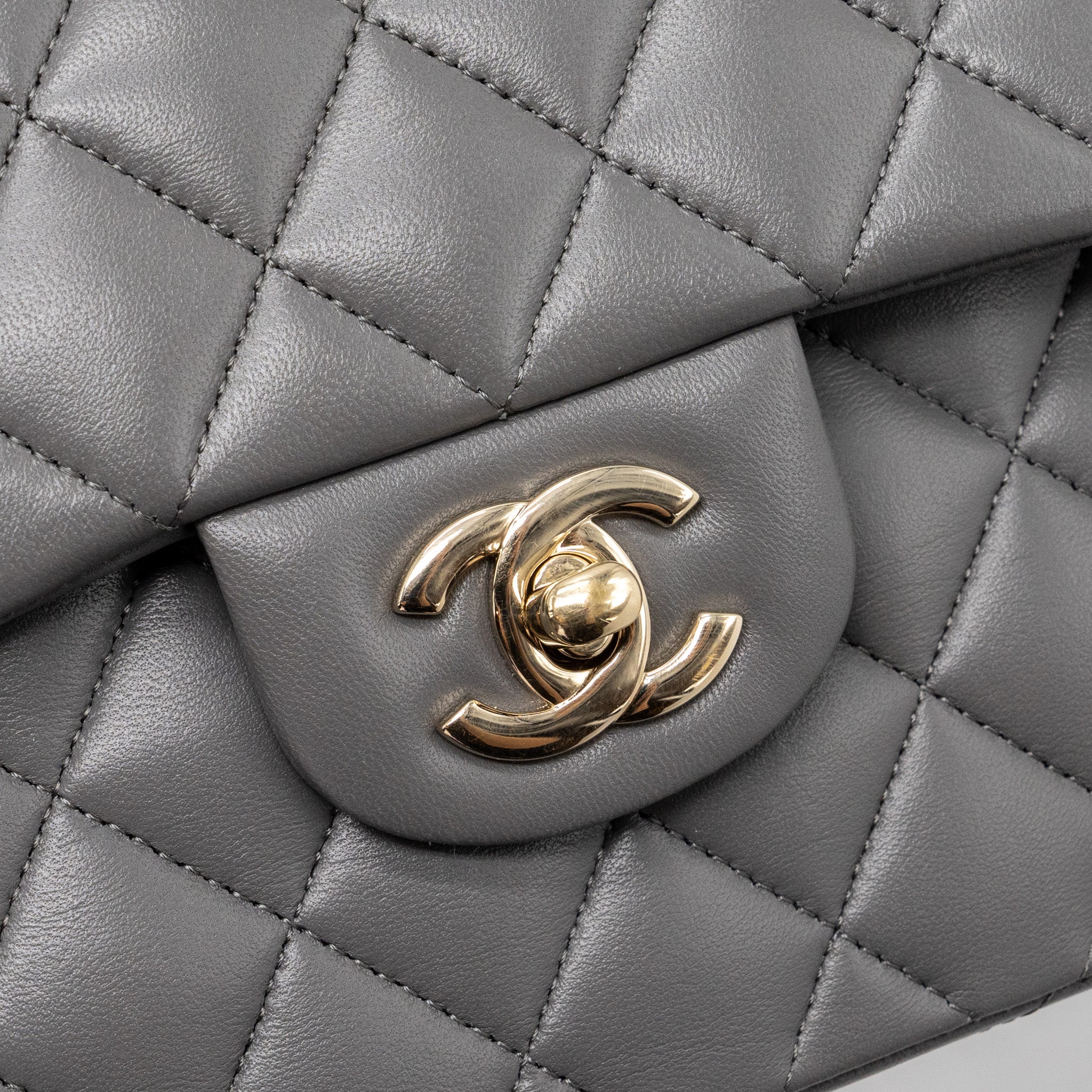 CHANEL SMALL CLASSIC DOUBLE FLAP BAG LAMBSKIN 22A GREY LGHW (MICROCHIP)