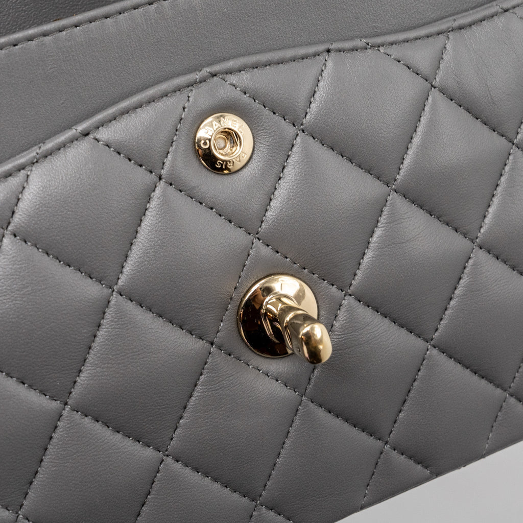 CHANEL SMALL CLASSIC DOUBLE FLAP BAG LAMBSKIN 22A GREY LGHW (MICROCHIP)