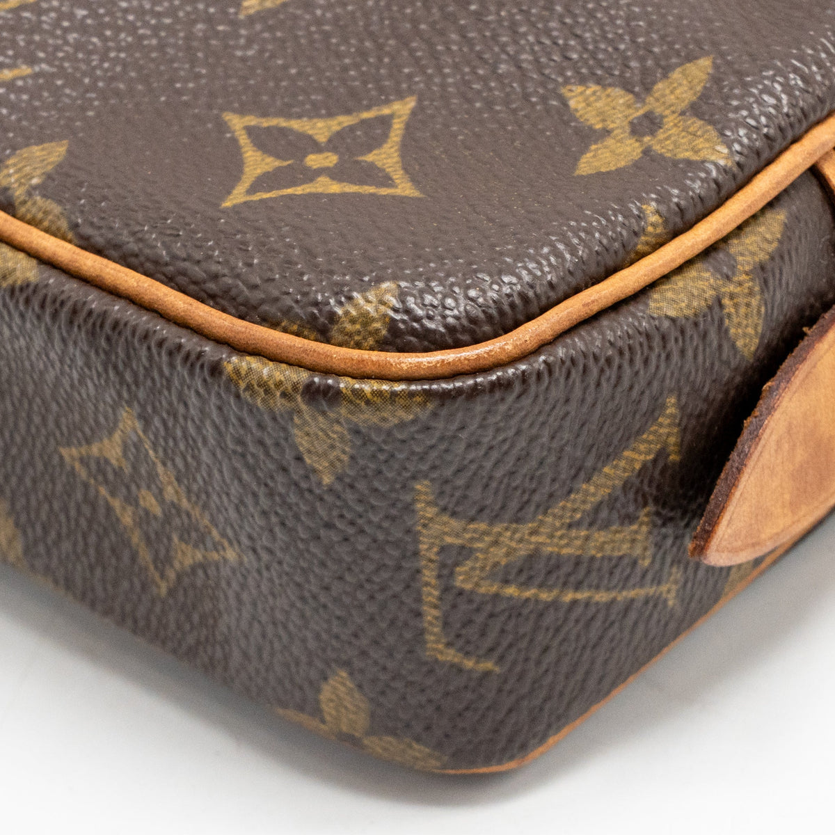Louis Vuitton vintage pochette Marly Bandouliere monogram canvas GHW
