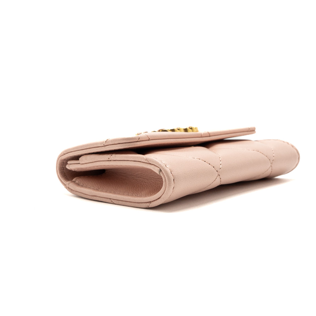 CHANEL 19 CARD HOLDER LAMBSKIN LIGHT PINK GHW (MICROCHIP)
