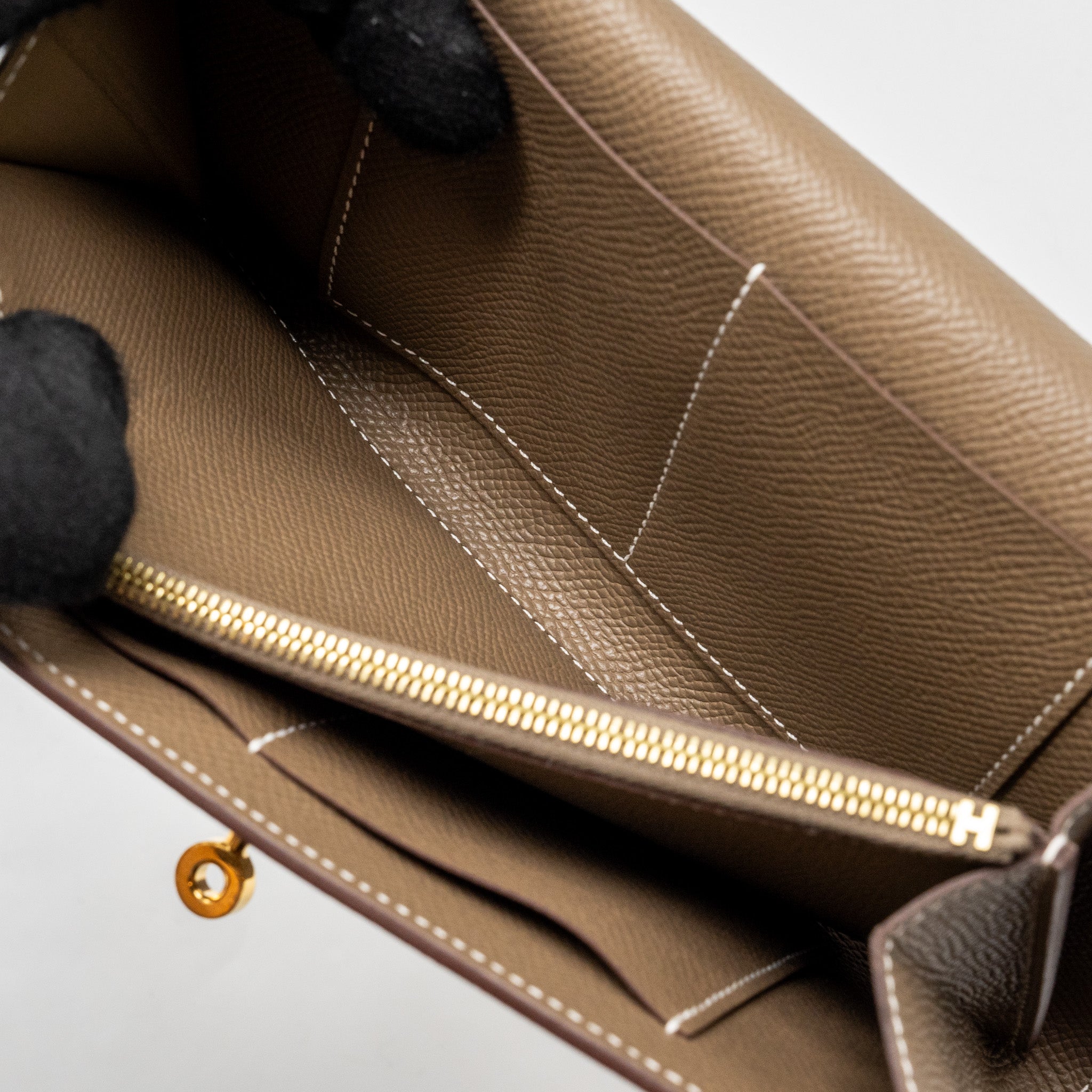 HERMES CLASSIC KELLY TO GO EPSOM ETOUPE GHW