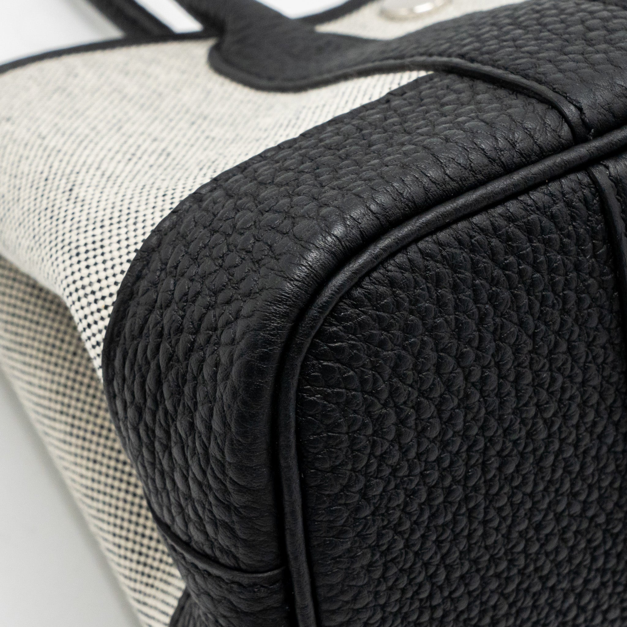 HERMES NEO GARDEN 23 NEGONDA / CANVAS / ECRU / BLACK SHW