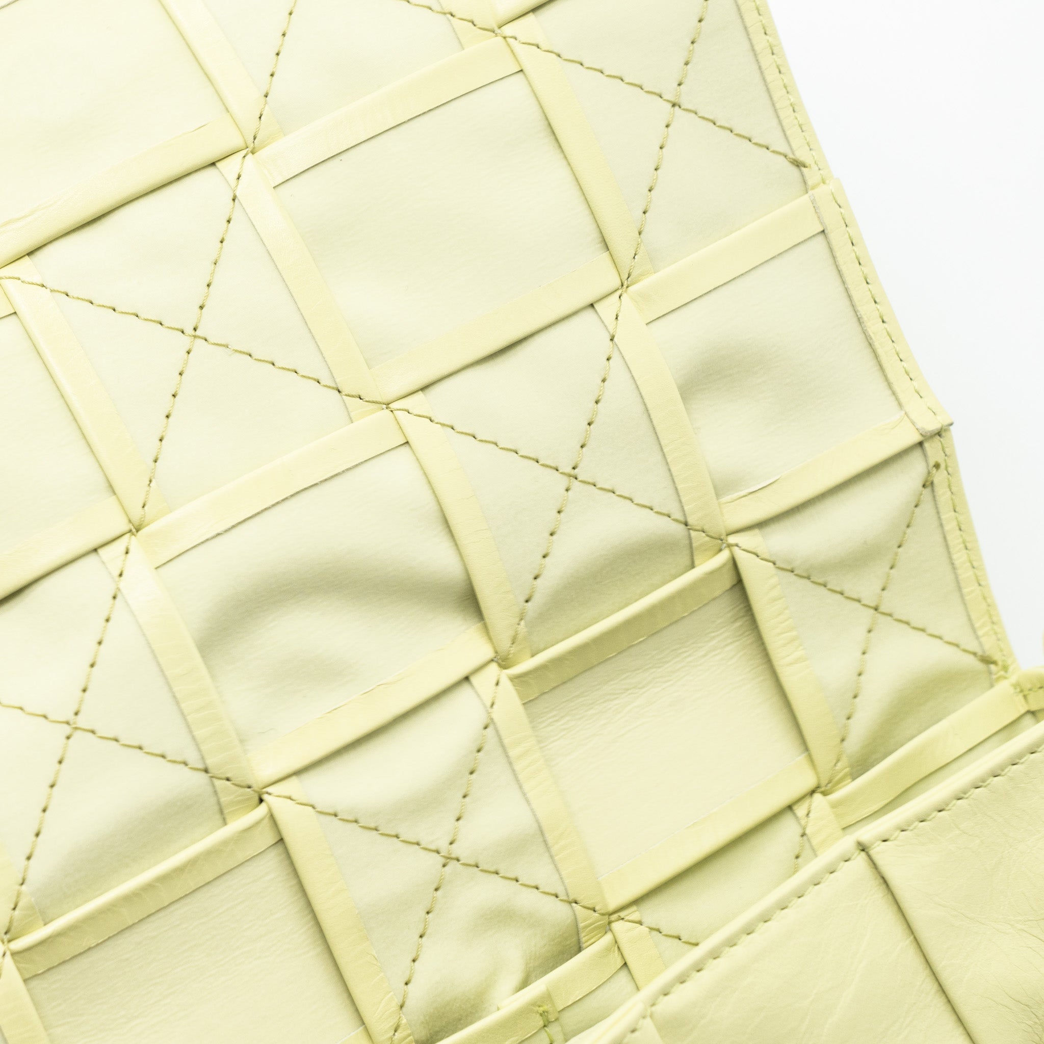 BOTTEGA VENETA SMALL CASSETTE BAG LEMON WASHED SHW