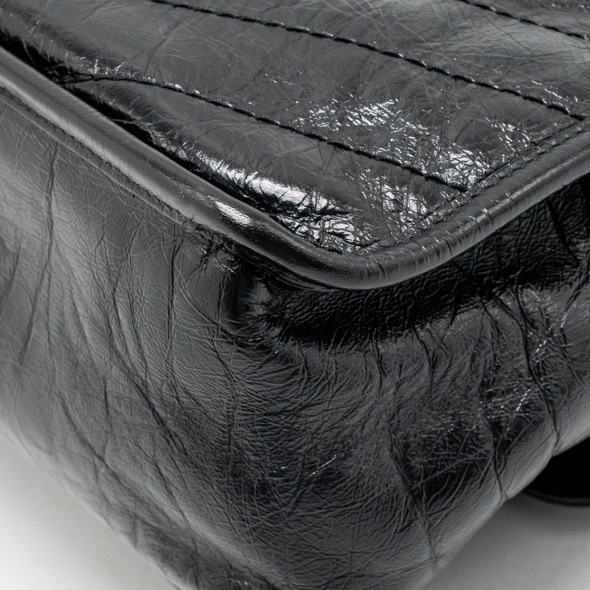 Saint Laurent/YSL Medium Niki Aged Calfskin Black SHW