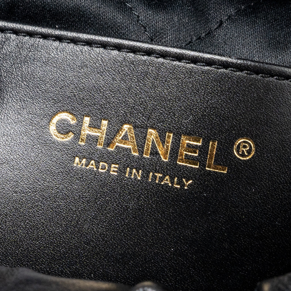 CHANEL MINI 22 BAG SHINY CALFSKIN BLACK GHW (MICROCHIP)